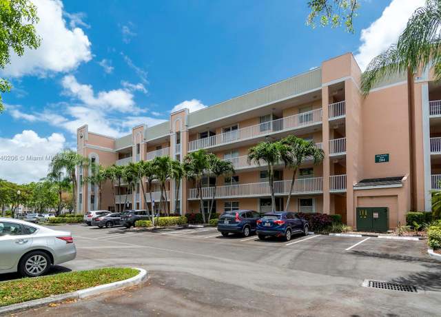 Property at 10312 NW 24th Pl #302, Sunrise, FL 33322, 2 beds, 2 baths
