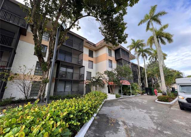 Property at 5530 NW 44th St Unit 402C, Lauderhill, FL 33319, 2 beds, 2 baths