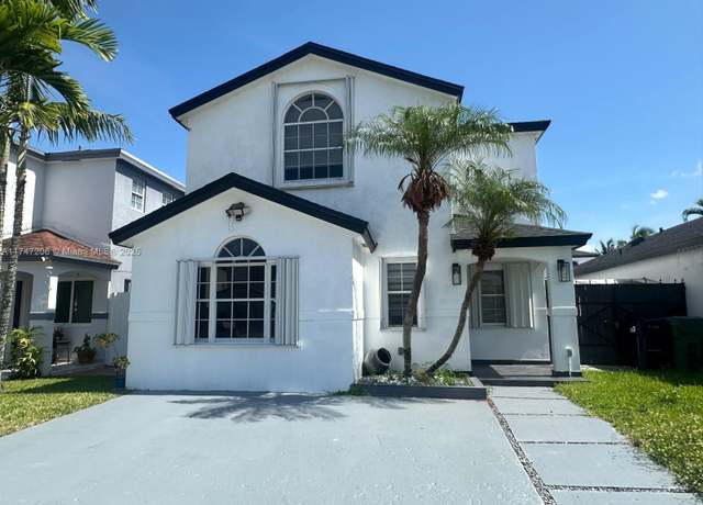 Property at 13926 SW 164th St, Miami, FL 33177, 4 beds, 2.5 baths