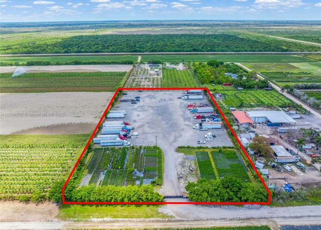 Property at SW 136th St, Unincorporated Dade, FL 33196