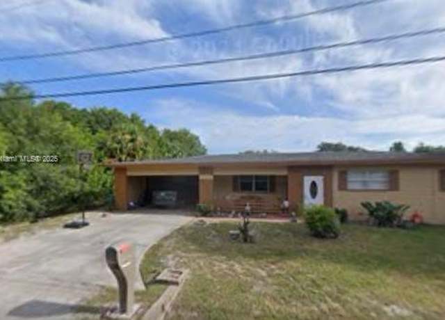 Property at 3308 Meadow Ln, Fort Pierce, FL 34947, 4 beds, 2 baths