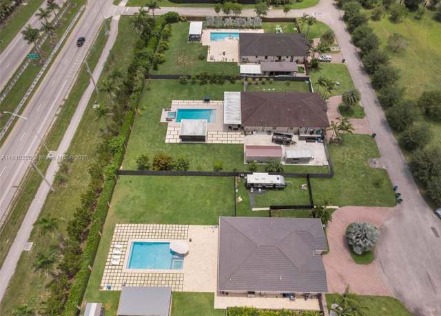 Property at 21305 SW 177th Ct, Miami, FL 33187, 4 beds, 4 baths