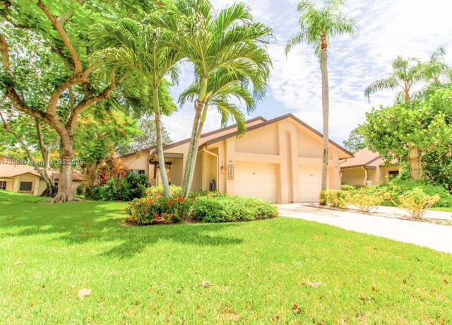 Property at 5289 Fairway Woods Dr #2911, Delray Beach, FL 33484, 3 beds, 2.5 baths