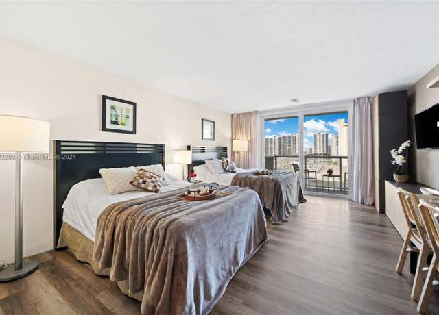 Property at 19201 Collins Ave #736, Sunny Isles Beach, FL 33160, 1 bath