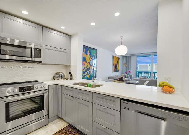 Property at 401 NE 14th Ave #705, Hallandale Beach, FL 33009, 1 bed, 1.5 baths