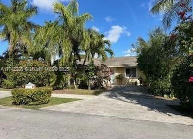 Property at 301 SW 6th Ct, Florida City, FL 33034, 4 beds, 2 baths