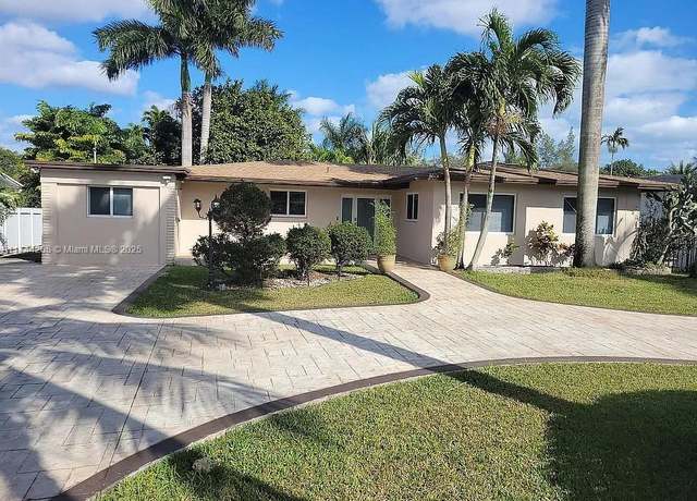 Property at 14431 S Biscayne River Rd, Miami, FL 33161, 4 beds, 3 baths