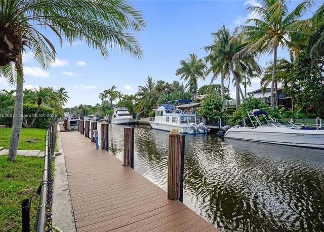 Property at 1601 SW 5th Pl, Fort Lauderdale, FL 33312, 5 beds, 4 baths