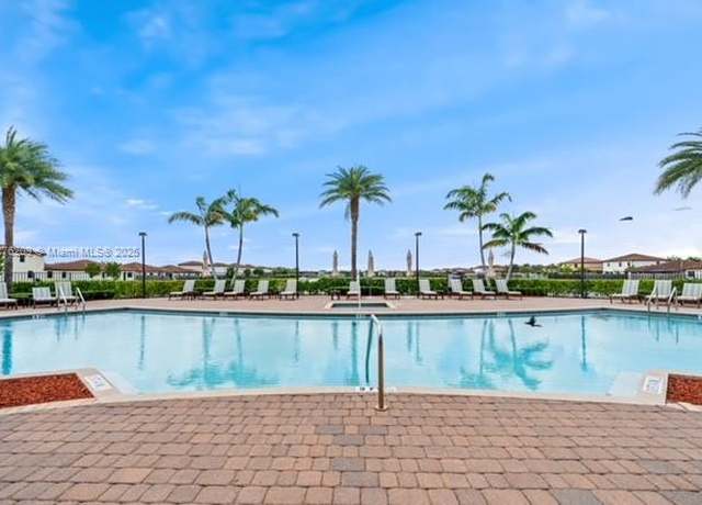 Property at 2745 SE 1st St, Homestead, FL 33033, 4 beds, 2.5 baths