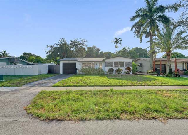 Property at 2015 N 58th Ave, Hollywood, FL 33021, 3 beds, 2 baths