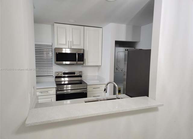Property at 11643 NW 11th St #11643, Pembroke Pines, FL 33026, 2 beds, 2 baths