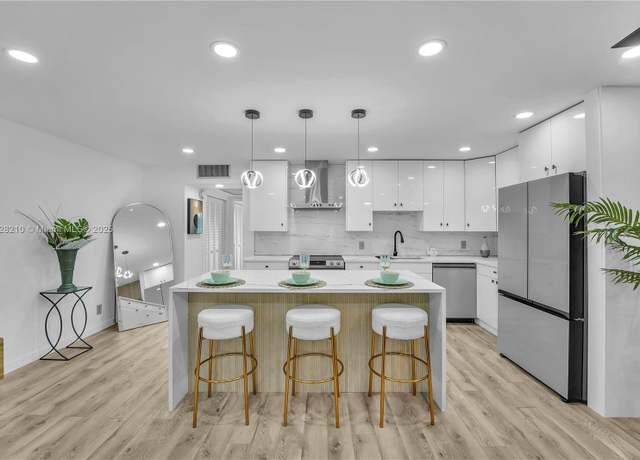 Property at 2905 Victoria Pl Unit D2, Coconut Creek, FL 33066, 1 bed, 1.5 baths