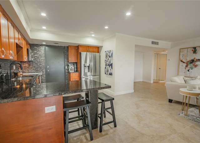 Property at Undisclosed address, Hallandale Beach, FL 33009, 2 beds, 2 baths
