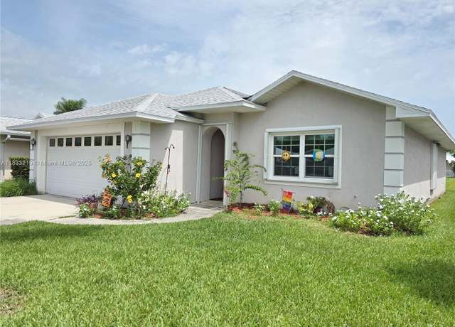 Property at 617 SE 26th Dr, Okeechobee, FL 34974, 3 beds, 2 baths