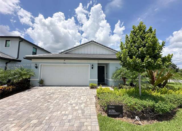 Property at 2961 Shortleaf Ave, Lauderdale Lakes, FL 33311, 4 beds, 2 baths