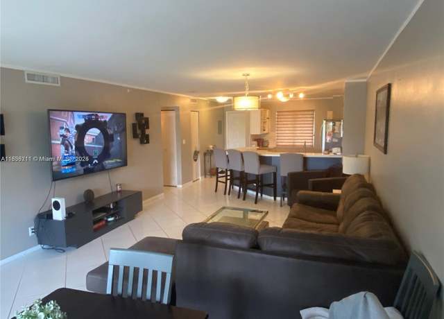 Property at 2205 S Cypress Bend Dr #302, Pompano Beach, FL 33069, 2 beds, 2 baths