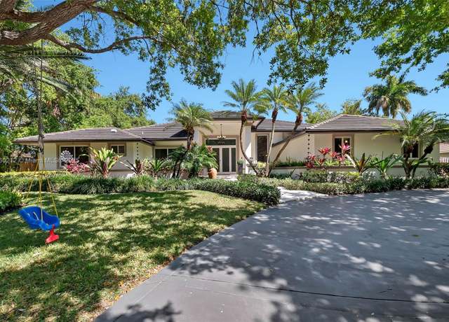 Property at 16723 SW 78th Pl, Palmetto Bay, FL 33157, 5 beds, 4 baths