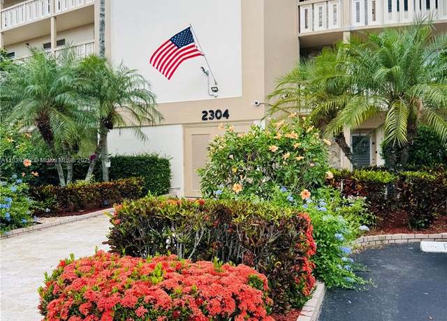 Property at 2304 Lucaya Ln Unit J1, Coconut Creek, FL 33066, 2 beds, 2 baths