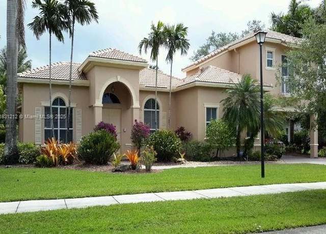 Property at 3230 SW 139th Ter, Davie, FL 33330, 6 beds, 5.5 baths