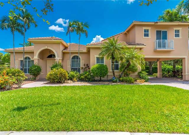 Property at 3230 SW 139th Ter, Davie, FL 33330, 6 beds, 5.5 baths