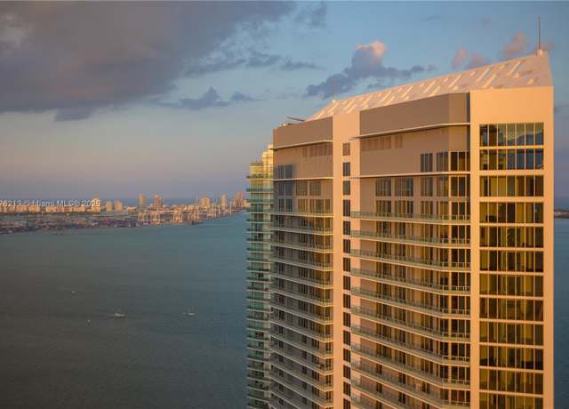 Property at 1300 Brickell Bay Dr #1601, Miami, FL 33131, 1 bed, 1.5 baths