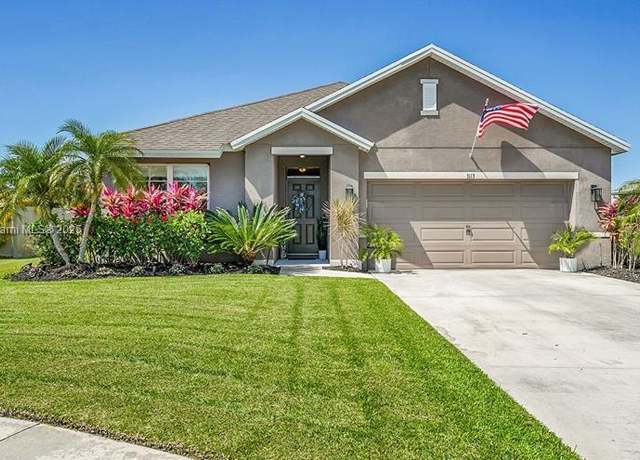 Property at 3113 Yellowstone Cir, Fort Pierce, FL 34945, 3 beds, 2 baths