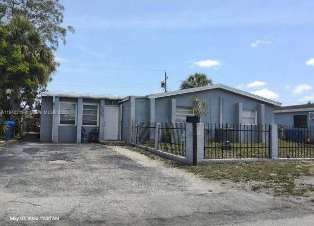 Property at Undisclosed address, Hollywood, FL 33024, 4 beds, 2 baths