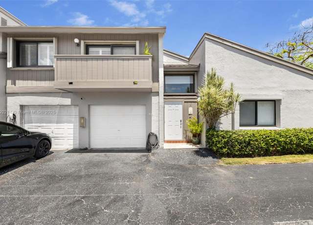 Property at 10761 SW 113th Pl Unit 102D, Miami, FL 33176, 3 beds, 2 baths
