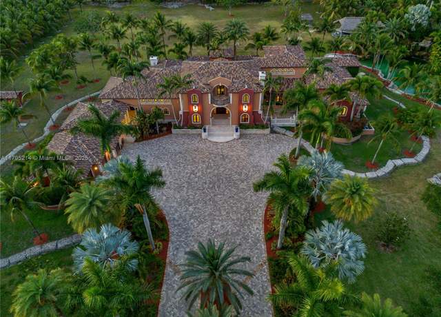 Property at 17201 SW 248th St, Homestead, FL 33031, 6 beds, 7 baths