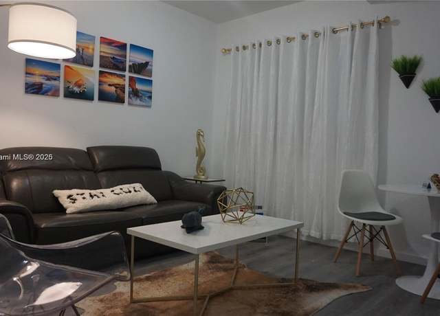 Property at 810 7th St #107, Miami Beach, FL 33139, 1 bed, 1 bath