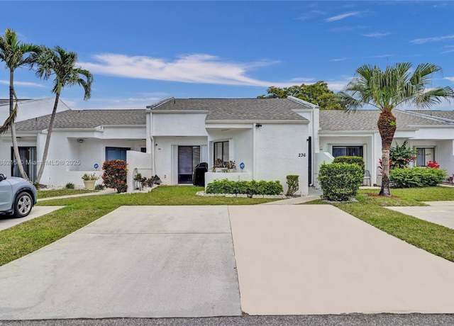 Property at 236 Par Dr, Royal Palm Beach, FL 33411, 3 beds, 2 baths
