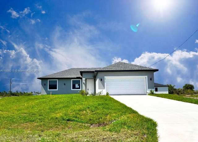 Property at 9016 E Justice Crk, La Belle, FL 33935, 4 beds, 3 baths