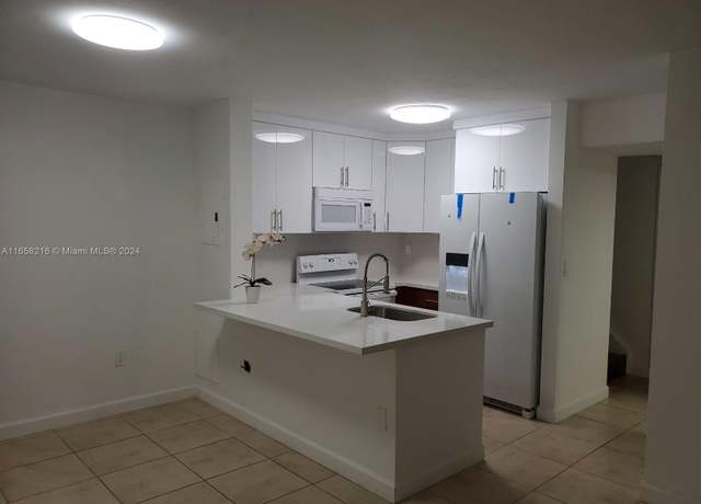 Property at 15241 SW 80th St #307, Miami, FL 33193, 4 beds, 2 baths