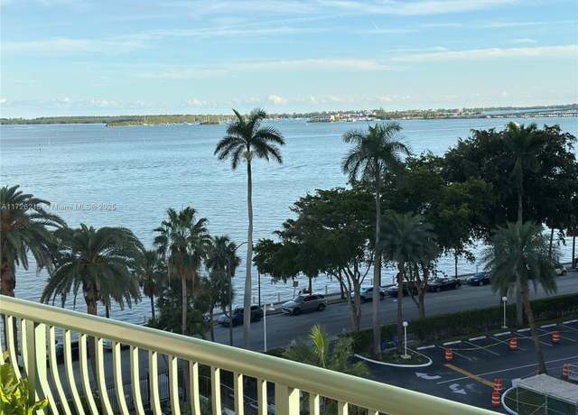 Property at 1408 Brickell Bay Dr #706, Miami, FL 33131, 1 bed, 1 bath