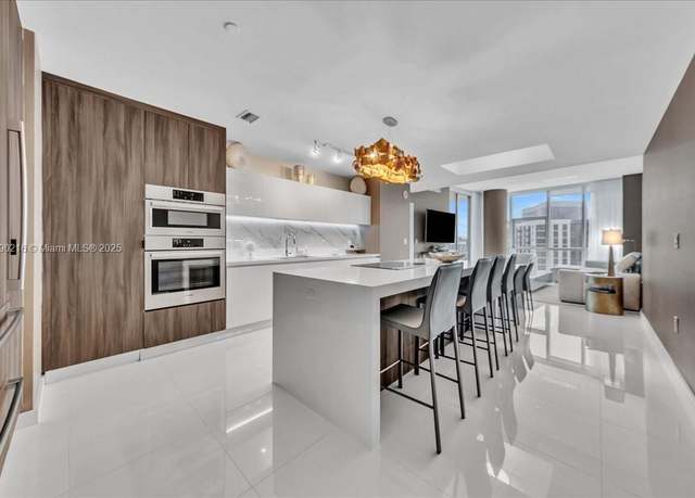 Property at 851 NE 1st Ave #3711, Miami, FL 33132, 3 beds, 4 baths
