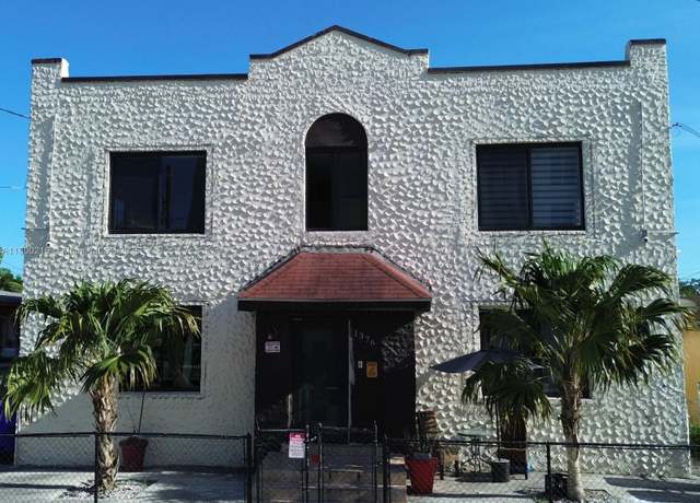 Property at 1376 NW 35th St, Miami, FL 33142, 20 beds, 10 baths