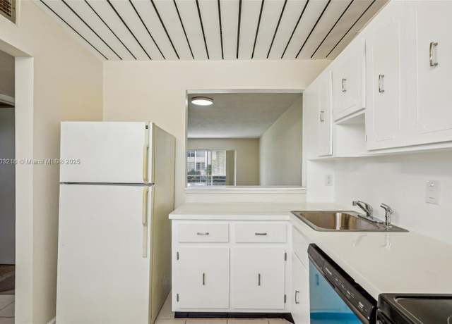 Property at 3774 Inverrary Blvd Unit 203P, Lauderhill, FL 33319, 2 beds, 2 baths