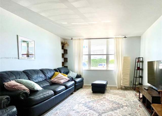 Property at 1913 S Ocean Dr #129, Hallandale Beach, FL 33009, 2 beds, 2 baths