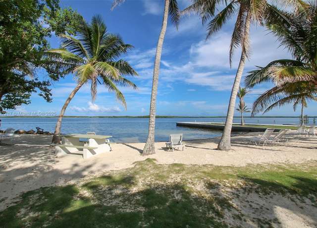 Property at 16 Jewfish Ave, Key Largo, FL 33037, 3 beds, 2 baths