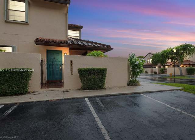 Property at 11221 SW 132nd Ct W, Miami, FL 33186, 3 beds, 3 baths