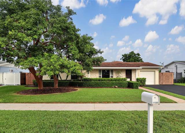 Property at 11560 SW 121st Ave, Miami, FL 33186, 3 beds, 2 baths