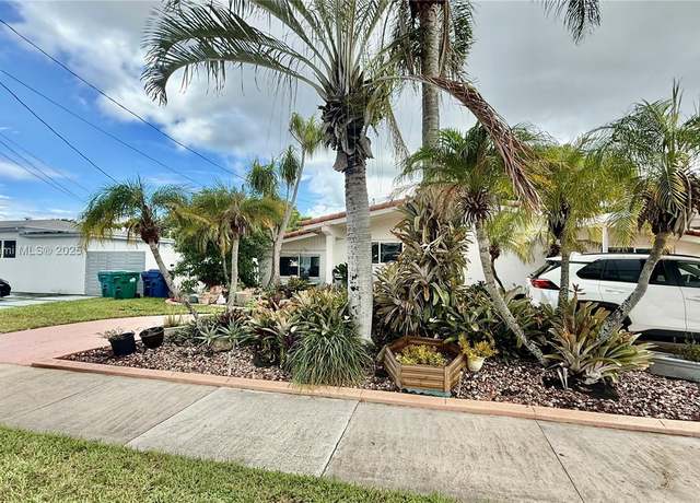 Property at 2500 NE 209th Ter, Miami, FL 33180, 3 beds, 2 baths