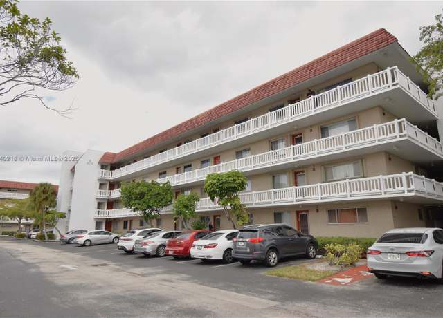 Property at 3571 Inverrary Dr #401, Lauderhill, FL 33319, 2 beds, 2 baths
