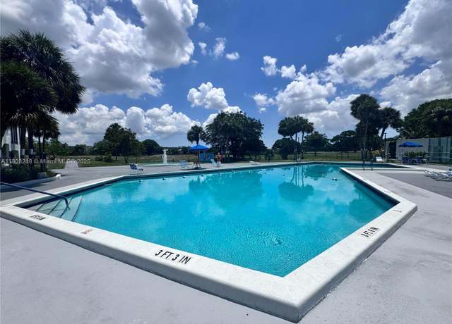Property at 7081 Environ Blvd #243, Lauderhill, FL 33319, 1 bed, 1.5 baths