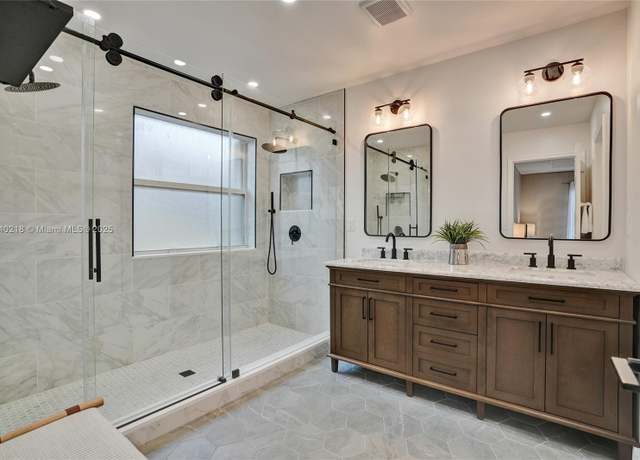 Property at 5061 SW 155th Ave, Miramar, FL 33027, 4 beds, 2.5 baths