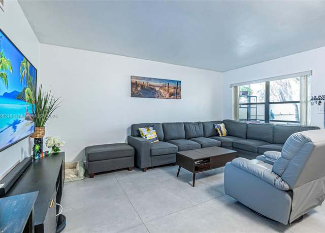Property at 1425 Arthur St Unit 116B, Hollywood, FL 33020, 2 beds, 2 baths