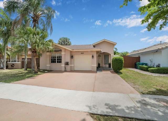 Property at 16917 SW 146th Ct, Miami, FL 33177, 3 beds, 2 baths