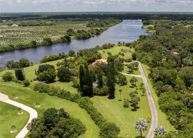 Property at 5254 River Blossom Ln, La Belle, FL 33935, 5 beds, 5.5 baths