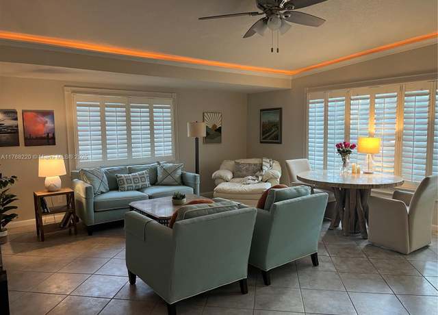 Property at 1040 NE 16th Ave, Fort Lauderdale, FL 33304, 13 beds, 9.5 baths