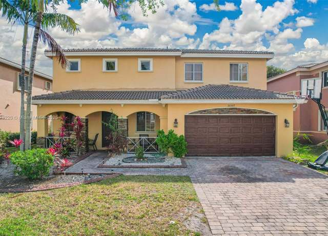 Property at 20507 NW 9th Ave, Miami Gardens, FL 33169, 4 beds, 3.5 baths